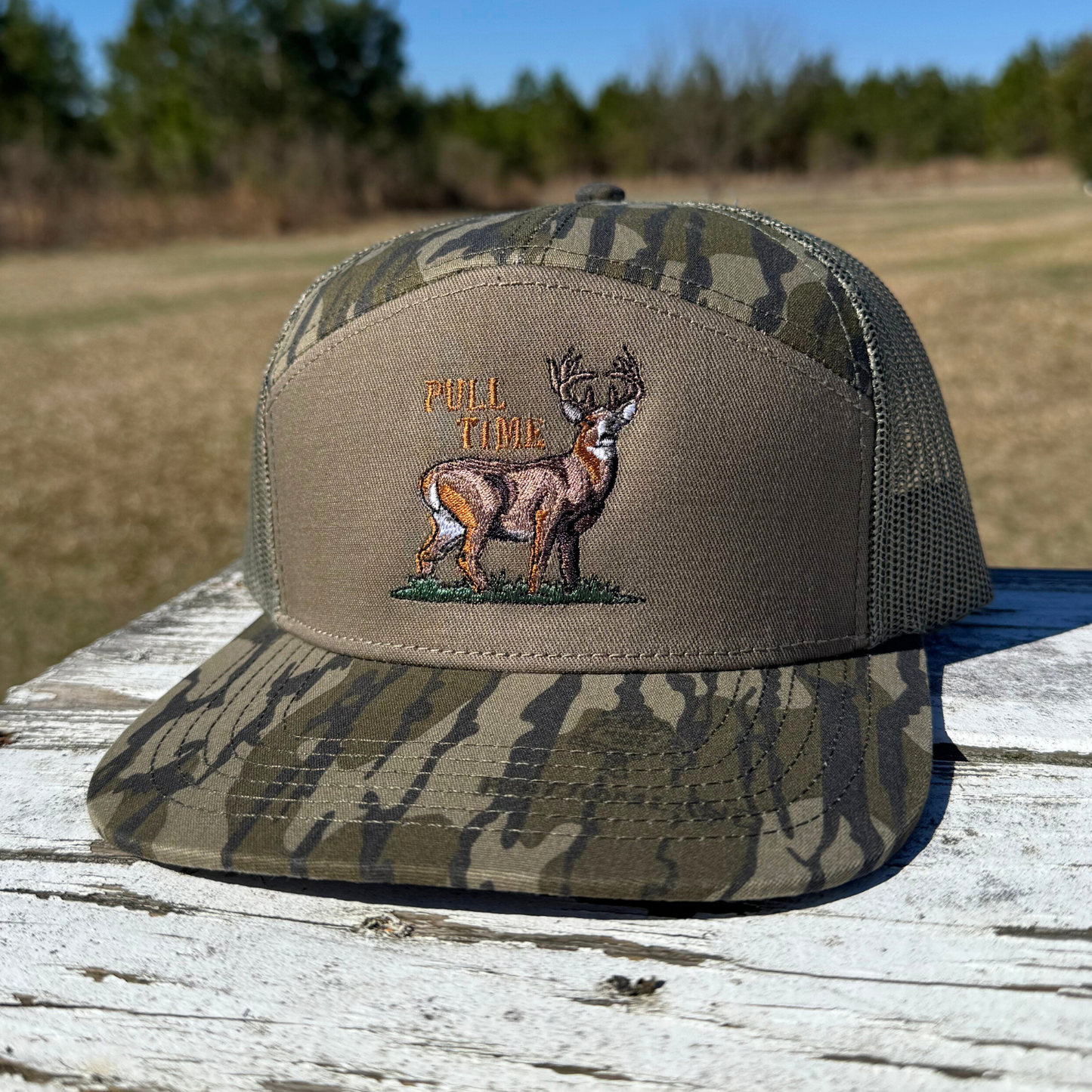 Pull Time Hat | Whitetail Buck | Mossy Oak Original Bottomland