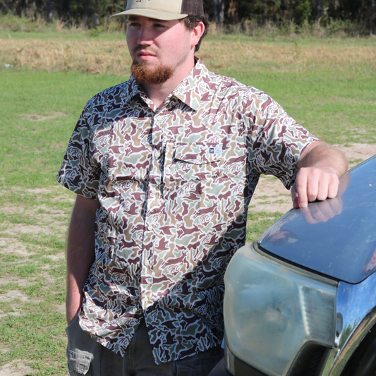 NEW | Pull Time Crew Performance Button Up