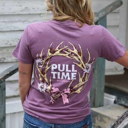 NEW | Pull Time Shirt | Antler Wreath