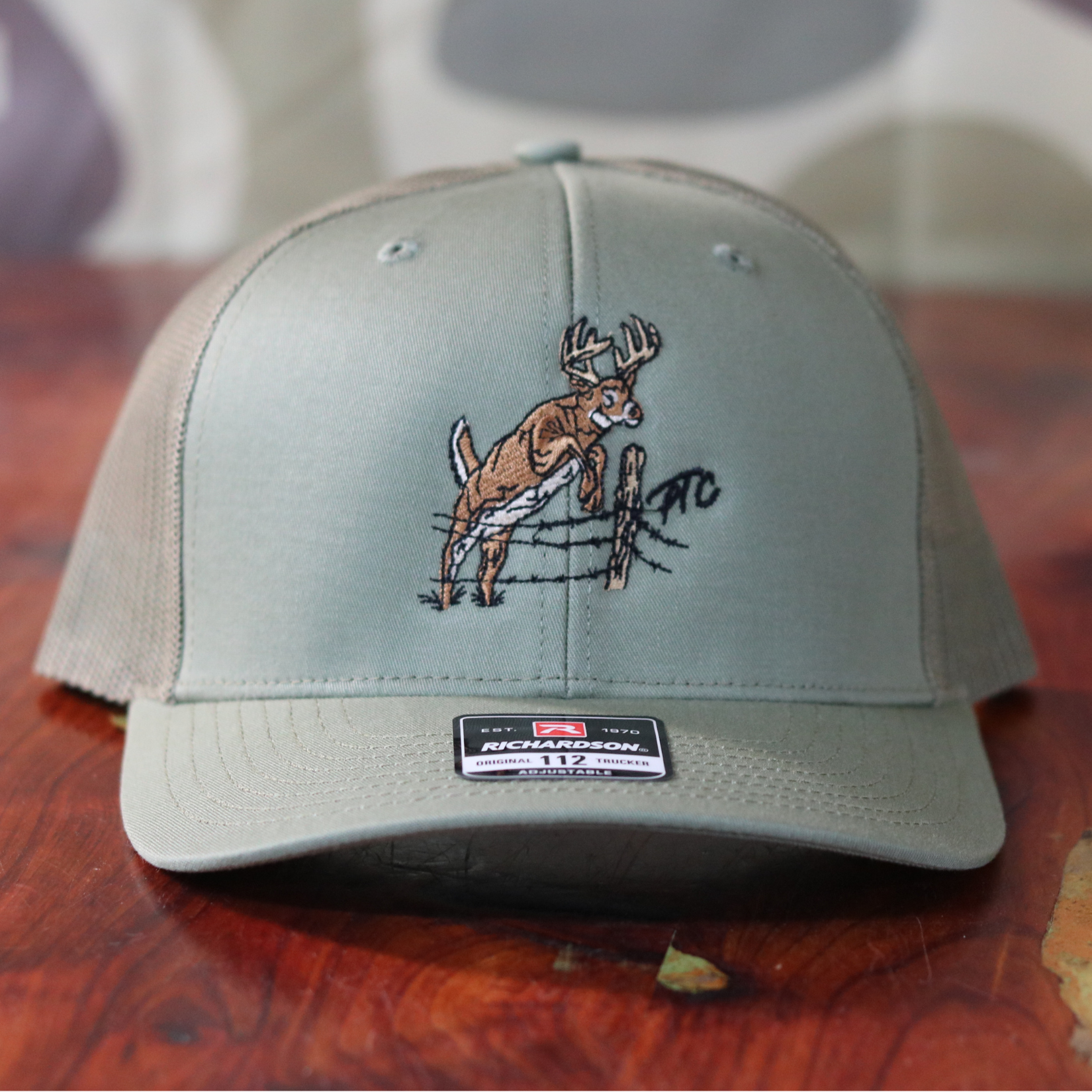 Pull Time Hat | Traveling Buck | R112 Loden – Pull Time™